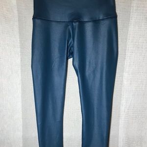Crop leggings deep blue shiny